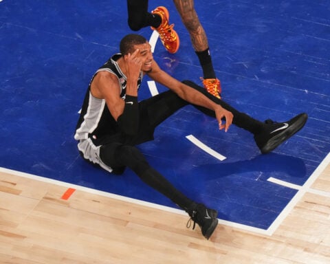 Victor Wembanyama nearly hit by egg following loss to Knicks, video shows