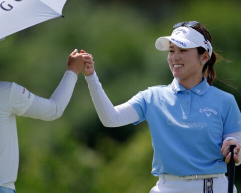 Nelly Korda and 'Legally Blonde' team 3 shots back of Dow Championship on LPGA
