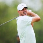 Brooks Koepka goes on late birdie run and shares Canadian Open lead with 5 players
