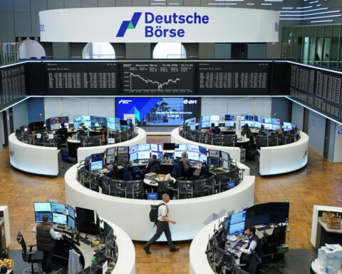 European shares rally as Middle East peace hopes drag oil prices lower