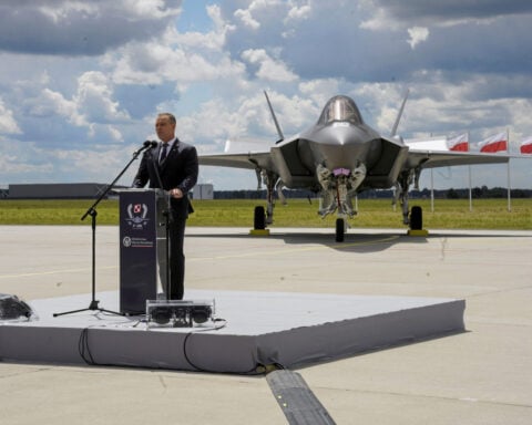 US to give Poland new $4 billion loan for arms purchases, PAP reports
