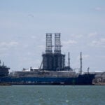 Tired of chaos, investors retreat from oil market at record pace