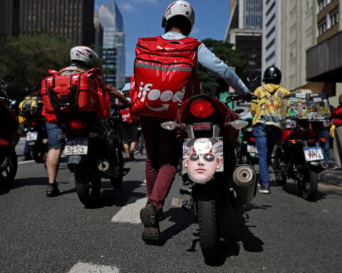 Brazil launches subsidized motorcycle credit program for app-based delivery drivers
