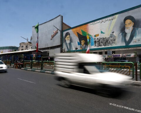 UK, France, Germany and Italy ready to lift Iran sanctions after US-Iran deal