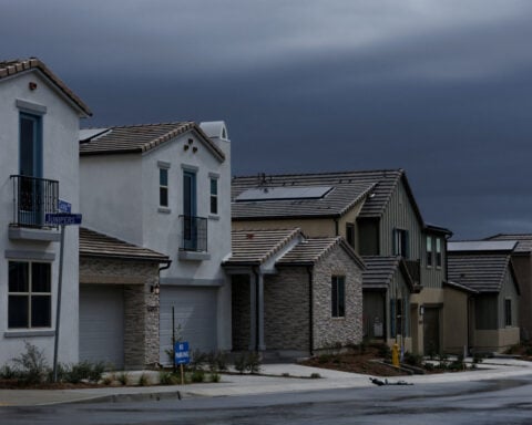 US homebuilder sentiment falls in June amid rising costs