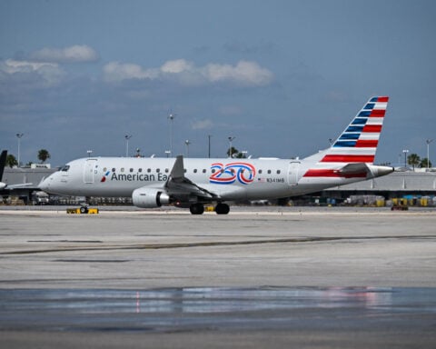 United Airlines reveals ‘Stars and Stripes’ paint scheme on two planes in honor of America’s 250th anniversary
