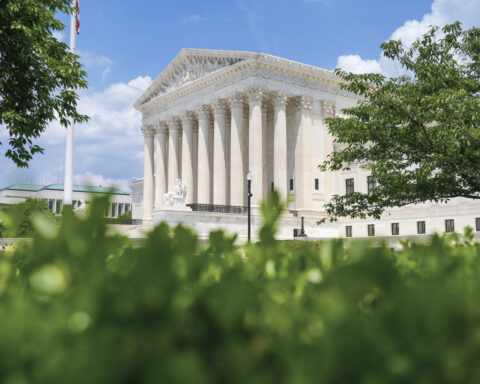 Supreme Court will decide whether criminal cases must have 12 jurors, in Florida case