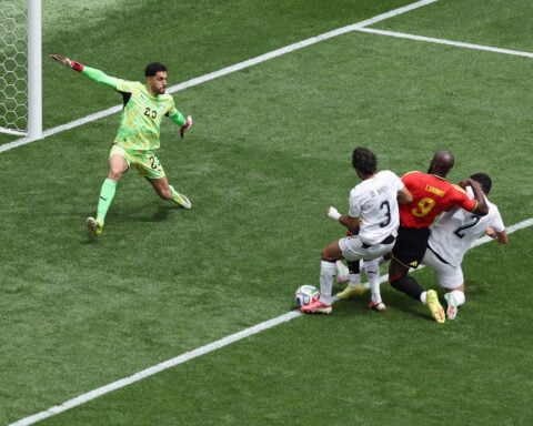 Belgium settles for 1-1 draw with Egypt at World Cup despite numerous chances for Lukaku, De Bruyne