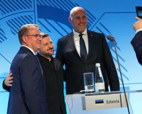 Ukraine starts EU membership talks and faces years of reforms while fighting Russia