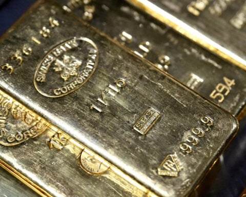 More central banks signal plans to increase gold holdings, WGC survey shows