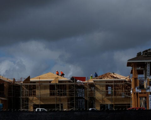 US single-family housing starts slide to eight-month low; imported inflation increases sharply