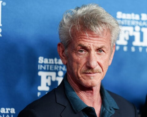 Sean Penn to direct Warner Bros. movie about a police officer at the Jan. 6 Capitol riot