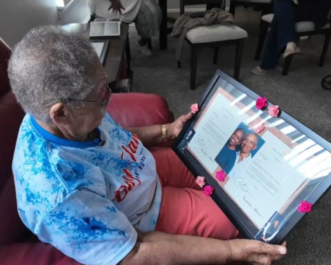 Senior receives replacement birthday letter from Obama after losing it in fire