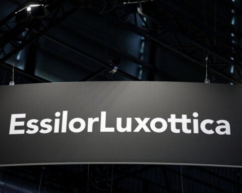 EssilorLuxottica, Applied Materials strike deal to develop smart glasses, AR technology