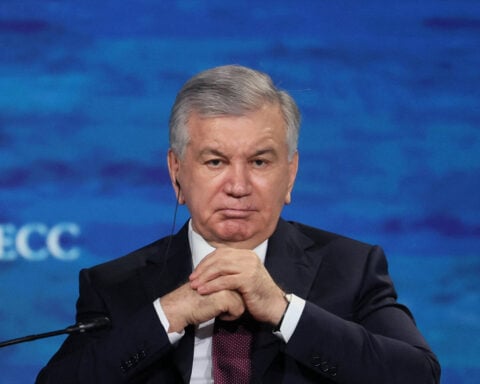 Uzbek president pledges continued reforms, tax-free zone at Tashkent forum