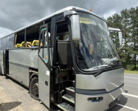 Russia accuses Ukraine of attacking bus carrying schoolchildren, Kyiv denies it