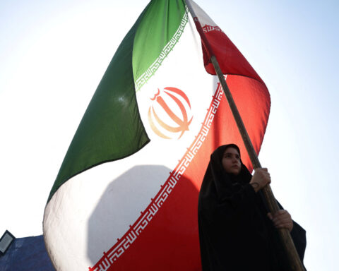 US official says parties can still walk away from Iran deal, sequencing will be key