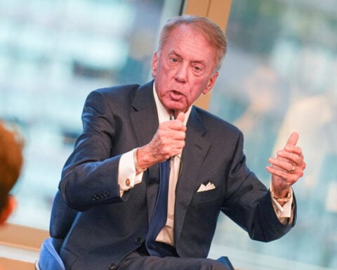 CME veteran chief Duffy steps down; Fitzpatrick named first woman CEO