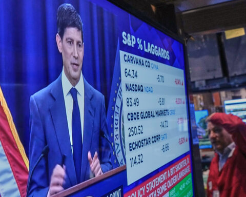 US stocks sink on worries about a possible hike to interest rates this year by the Federal Reserve