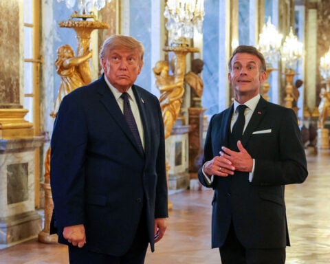 Macron deploys Versailles’ gold, mirrors and history in a high-stakes courtship of Trump