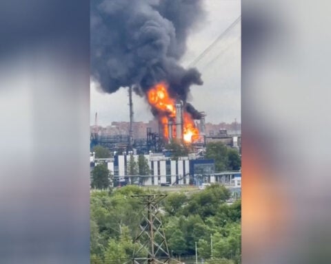 Ukraine launches largest attack on Moscow since start of full-scale war