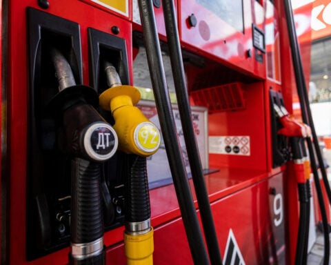 Russian regulator demands explanation after one Moscow petrol retailer hikes prices by 19%
