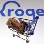 Kroger maintains annual forecasts as consumer spending tightens