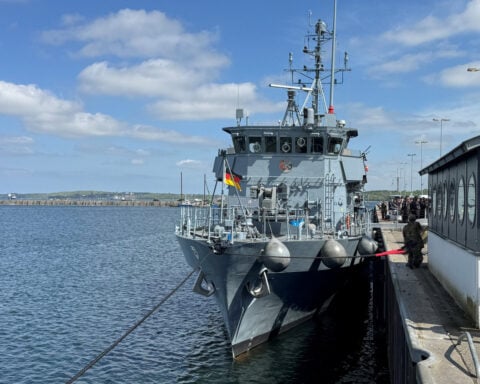 Germany deploys ships to Red Sea for possible Hormuz mission, minister says