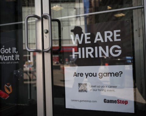 US weekly jobless claims stay elevated amid seasonal volatility, but labor market stable