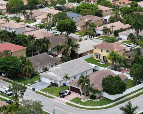 Easing tensions with Iran push mortgage rates lower — but a potential Fed rate hike clouds the outlook