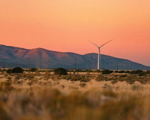 Biggest ever US clean energy project is complete after nearly two decades