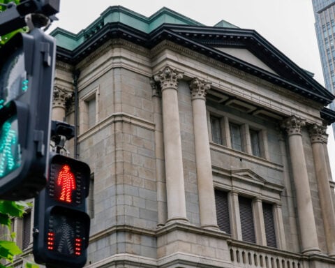 Some in BOJ called for faster rate hikes, April minutes show