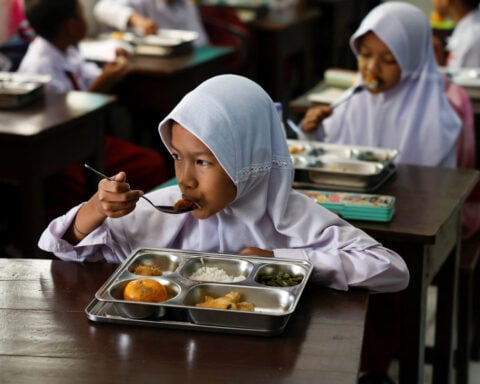 Indonesia to halt free meals during school break, scale back programme scope