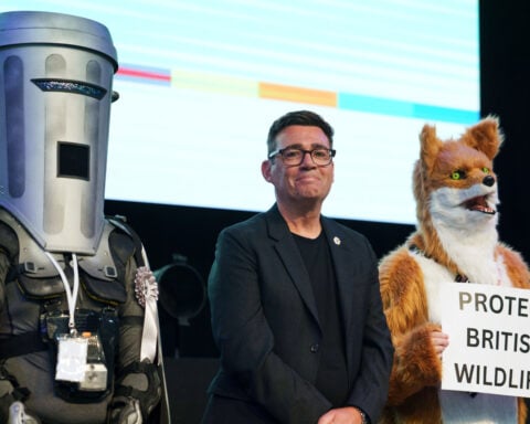 Starmer vows to fight as Burnham’s win fuels a Labour leadership showdown