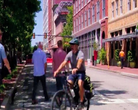 Fort Worth Fire's new bike EMS team beats the heat and the crowds