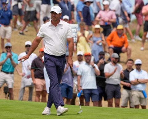 DeChambeau sputters and leads parade of former champions to miss cut at US Open