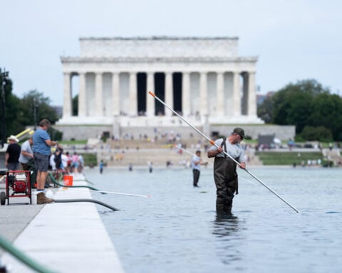 Trump, blaming alleged vandals, says Washington Reflecting Pool needs repairs