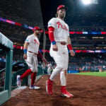 Phantastic performances: Phillies' Schwarber homers twice in inning, Harper hits for cycle vs Mets