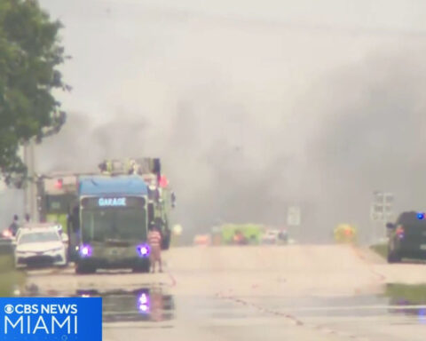 South Florida wildfire smoke eases, but crews continue battling blazes that have burned more than 20,000 acres