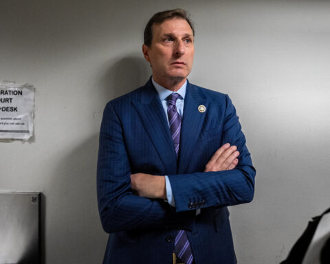 Rep. Dan Goldman addresses Brooklyn coffee shop banning him over his views on Israel