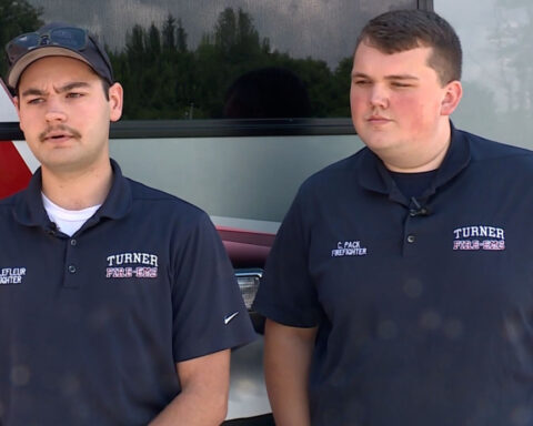 Fire-Rescue crew delivers baby in parking lot of Food City grocery store