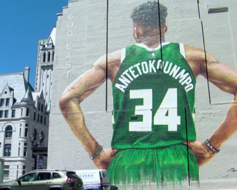 ‘Bucks basketball won’t be the same’: Bucks fans say goodbye to Giannis