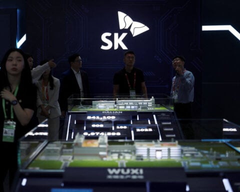 How SK Hynix's bet on a niche memory chip made it more valuable than Samsung