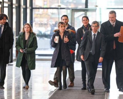 Chicago US attorney’s office drops three cases amid turmoil over improper grand jury presentations