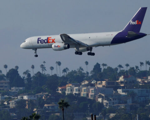 FedEx falls on lower margins, concerns over Freight spinoff