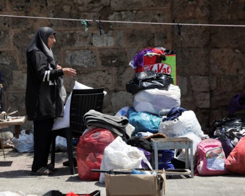 Israel, Lebanon discuss pilot scheme to hand over territory