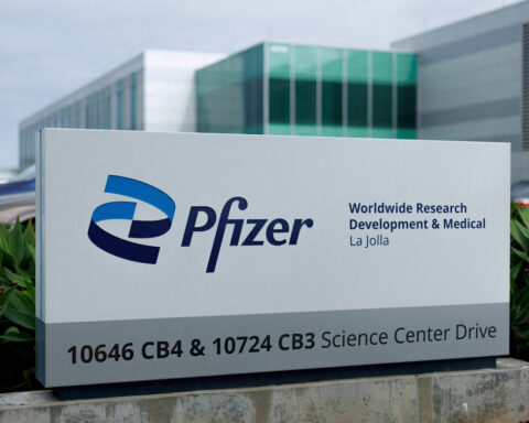 Pfizer dismissed from US states' drug price-fixing lawsuit