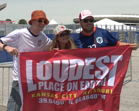 Netherlands fans aim to break world record decibel mark at World Cup match