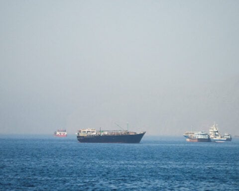 Oil curve points to near-term glut as Hormuz flows rise