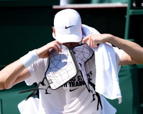 No sweat: Sinner optimistic after pre-Wimbledon exhibition match in London heat wave